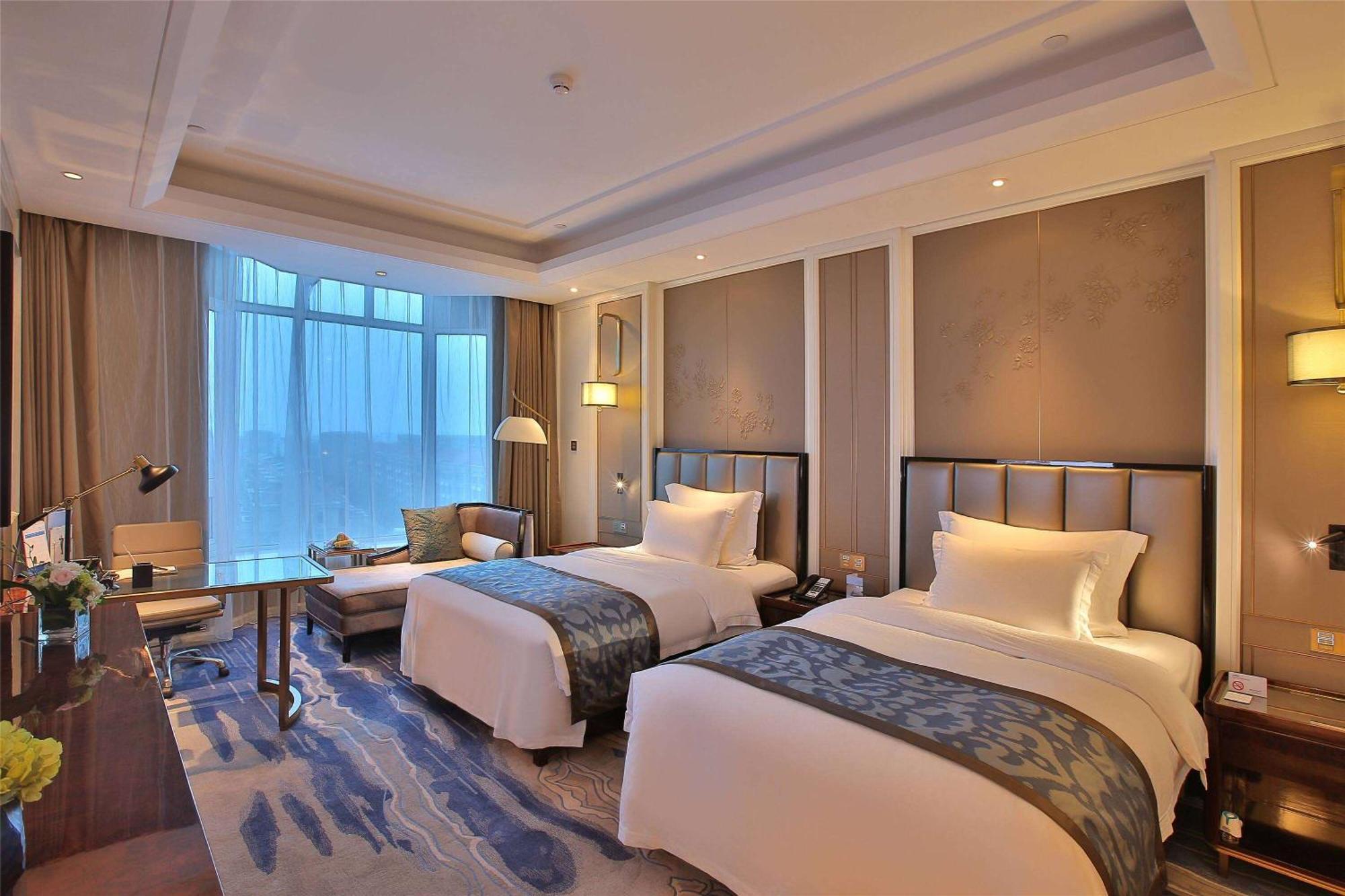 วินด์แฮม ชิงเต่า Hotel ภายนอก รูปภาพ